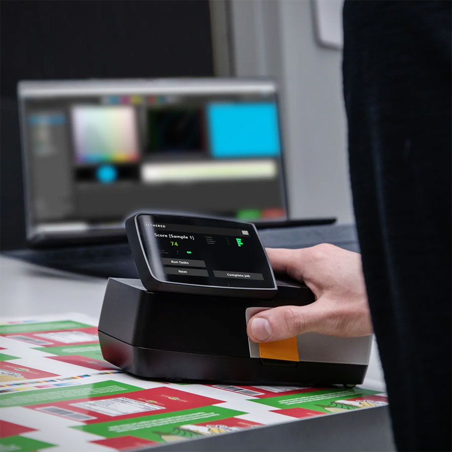 Színmérő műszerek kalibrációja, hitelesítése, javítása